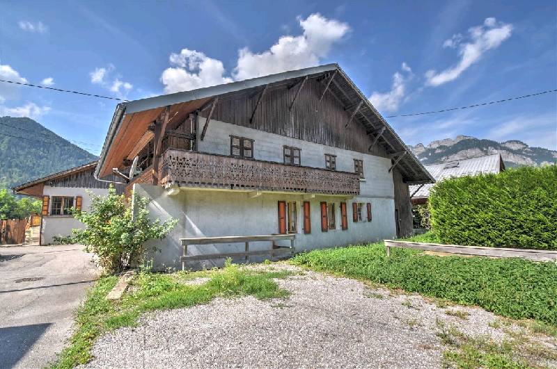 For sale Chalet LE BIOT