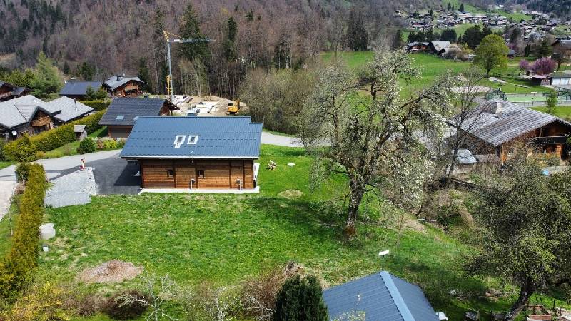 Land - ESSERT-ROMAND