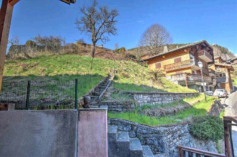 Land - MORZINE